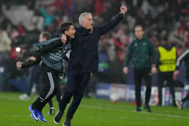 Mourinho thẳng thắn ra điều kiện với Real Madrid đầy tham vọng